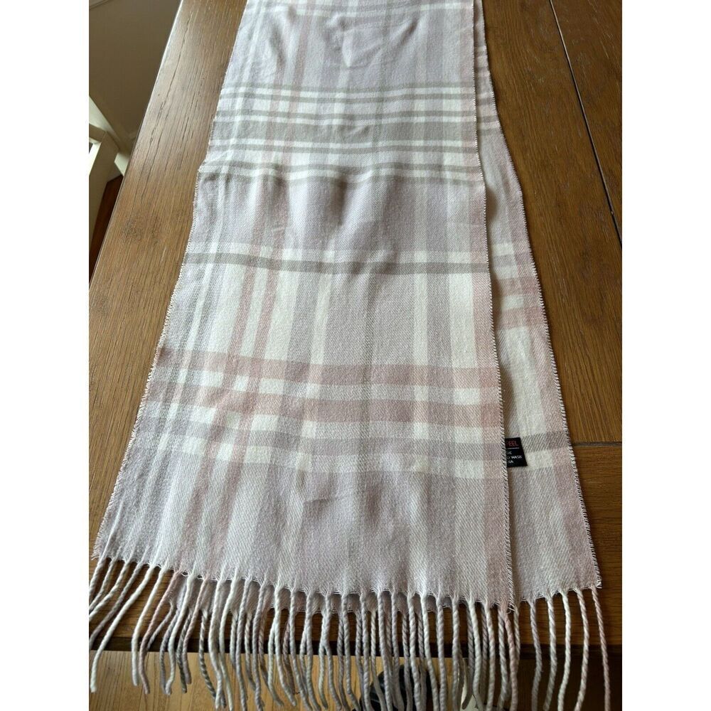 Classic Winter Women Men 100% Cashmere Feel Soft Scarf Plaid Scarve. Used.